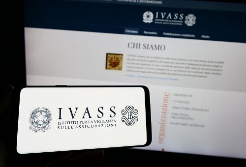 Il settore assicurativo nel 2023. Per IVASS un bilancio tra stabilità e innovazione