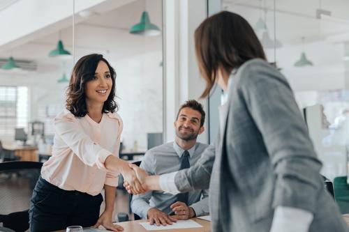 Intesa Sanpaolo lancia S-Loan soluzione lavoro